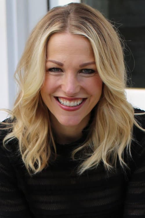 Lindsay Czarniak_poster