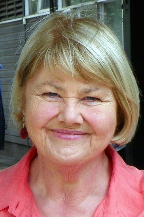 Annette Badland_avatar