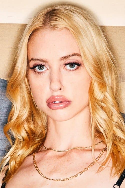 Chloe Cherry_avatar