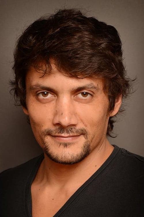 Daniel Holguín_avatar