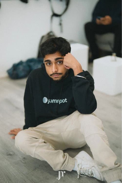 Abison Thevarasa_avatar