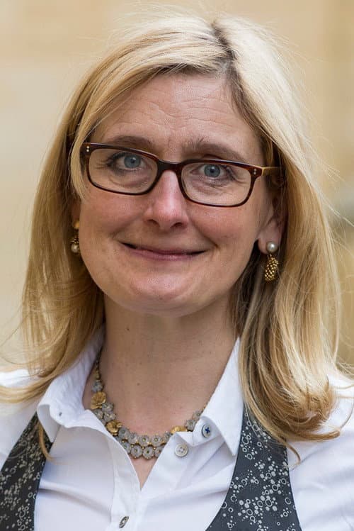 Cressida Cowell_avatar