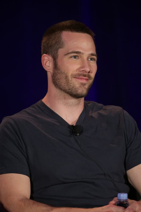 Luke Macfarlane_poster