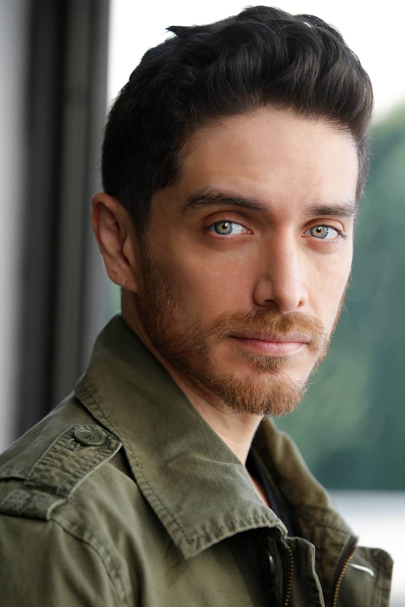Josh Keaton_avatar