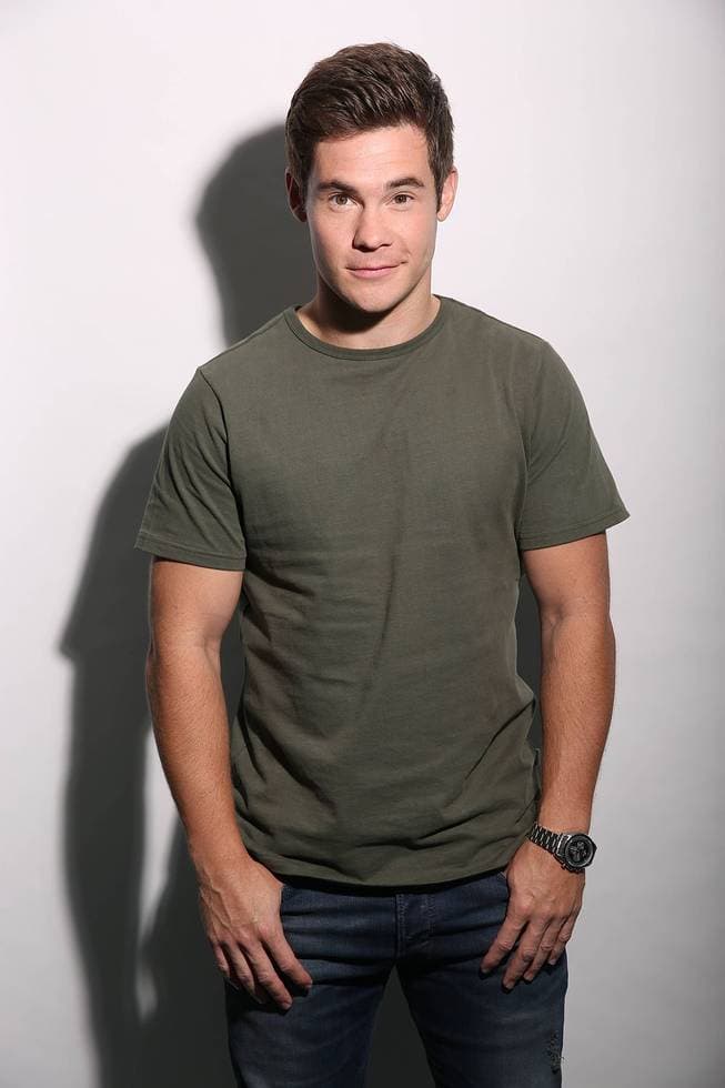 Adam Devine_avatar