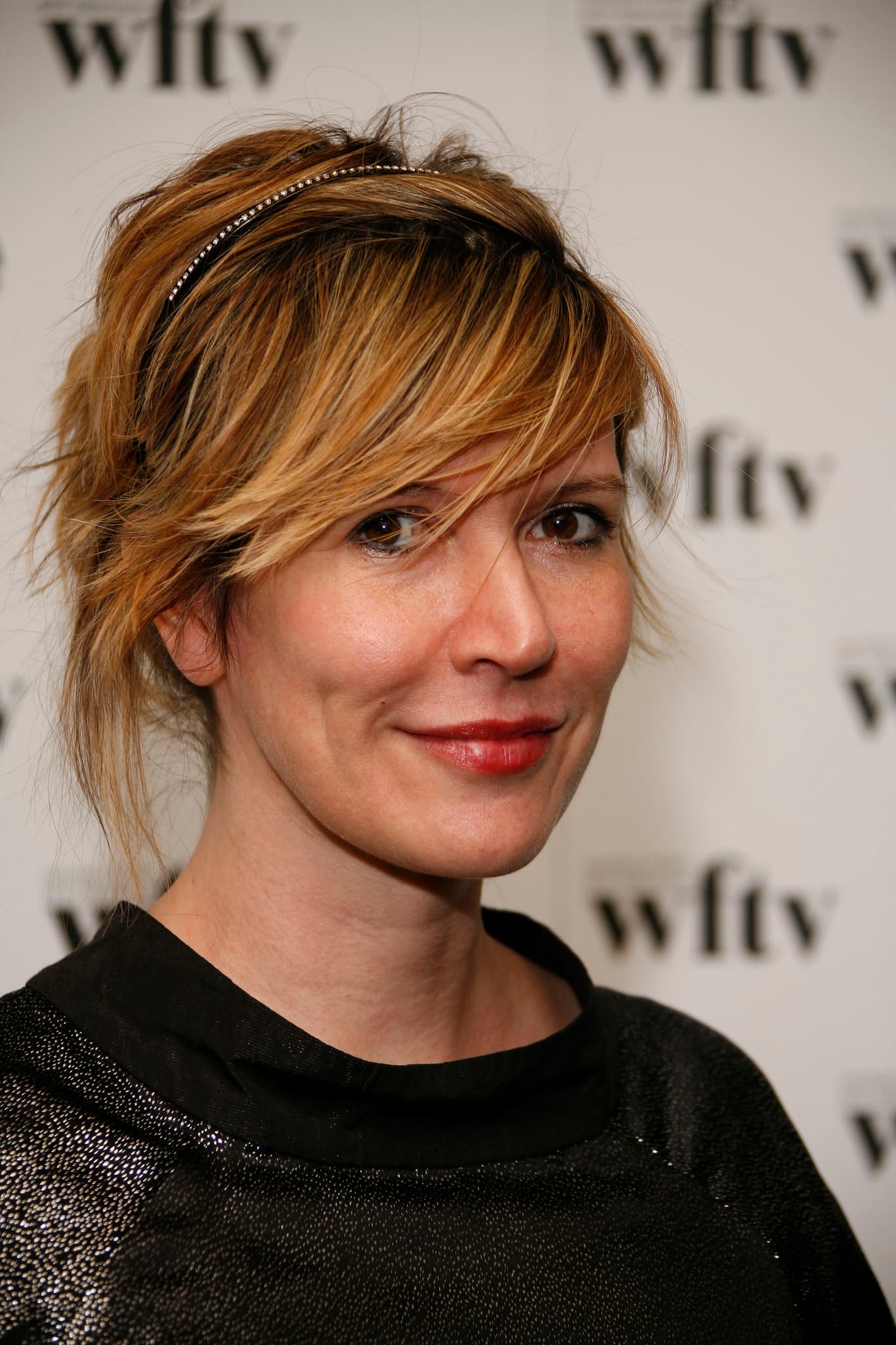 Julia Davis_avatar