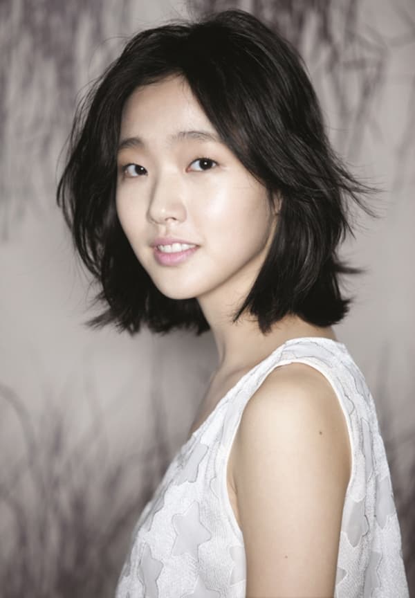 Kim Go-eun_poster