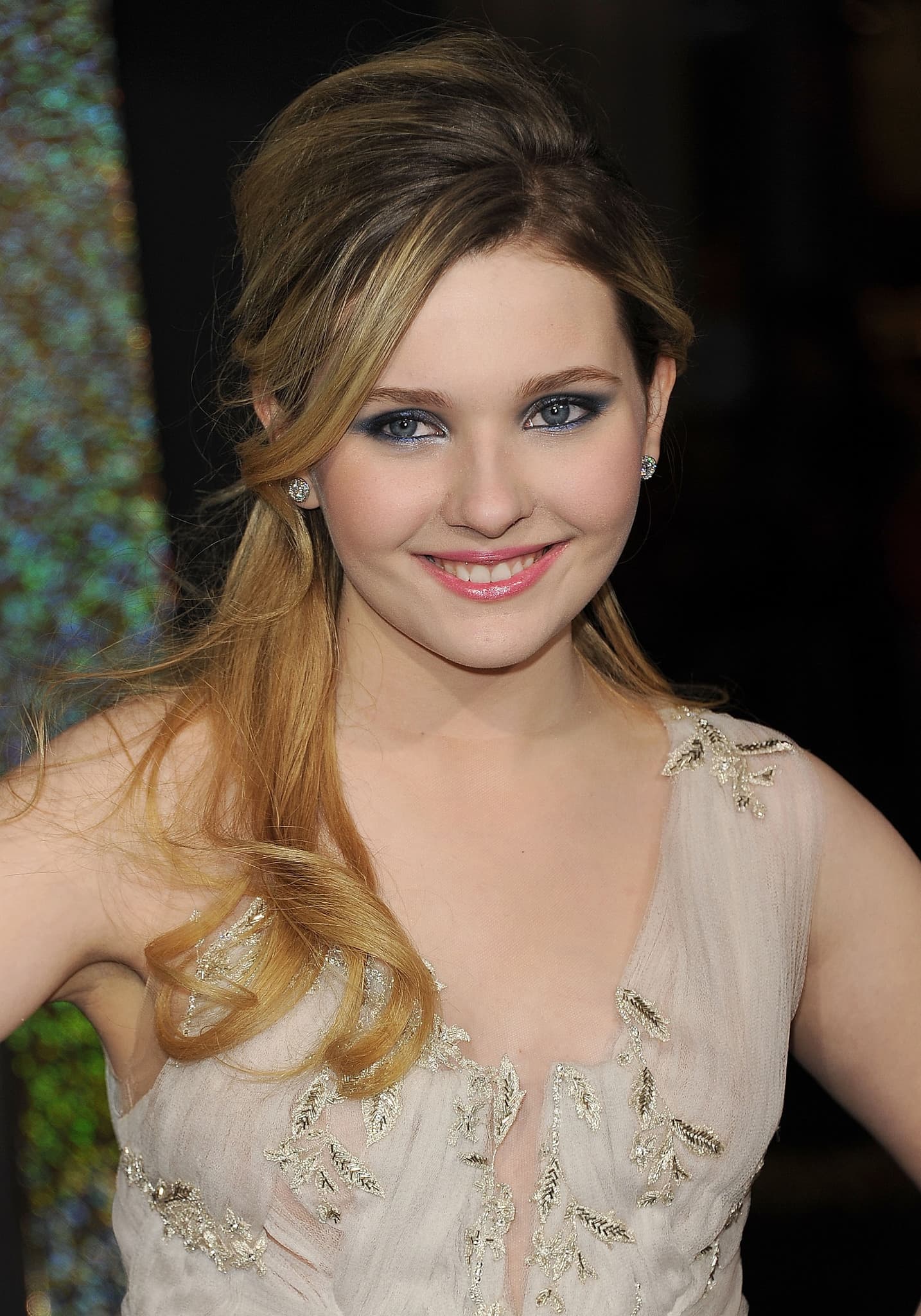 Abigail Breslin_poster