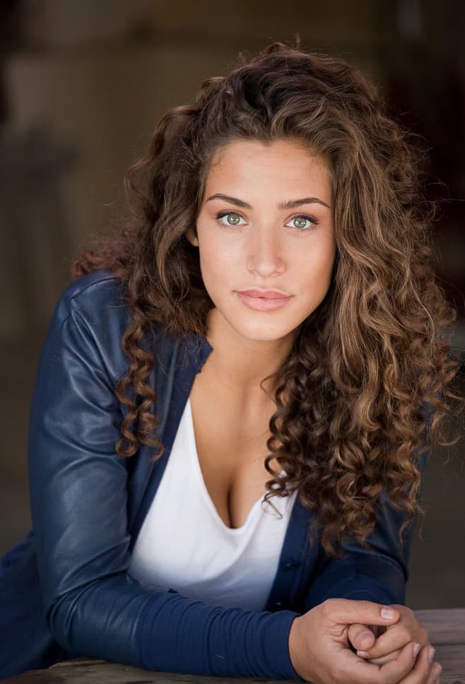 Manon Azem_poster