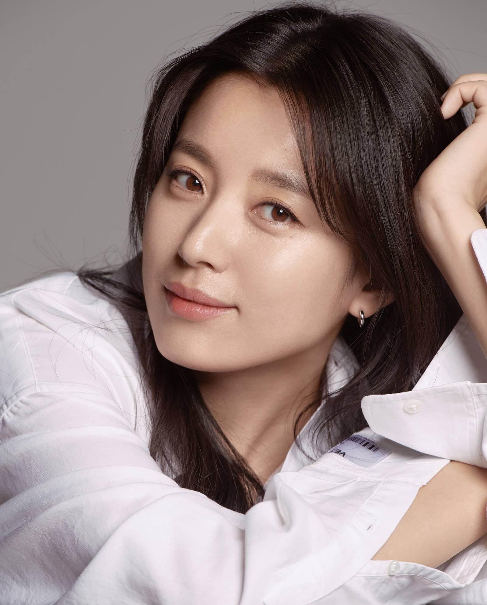 Han Hyo-joo_poster