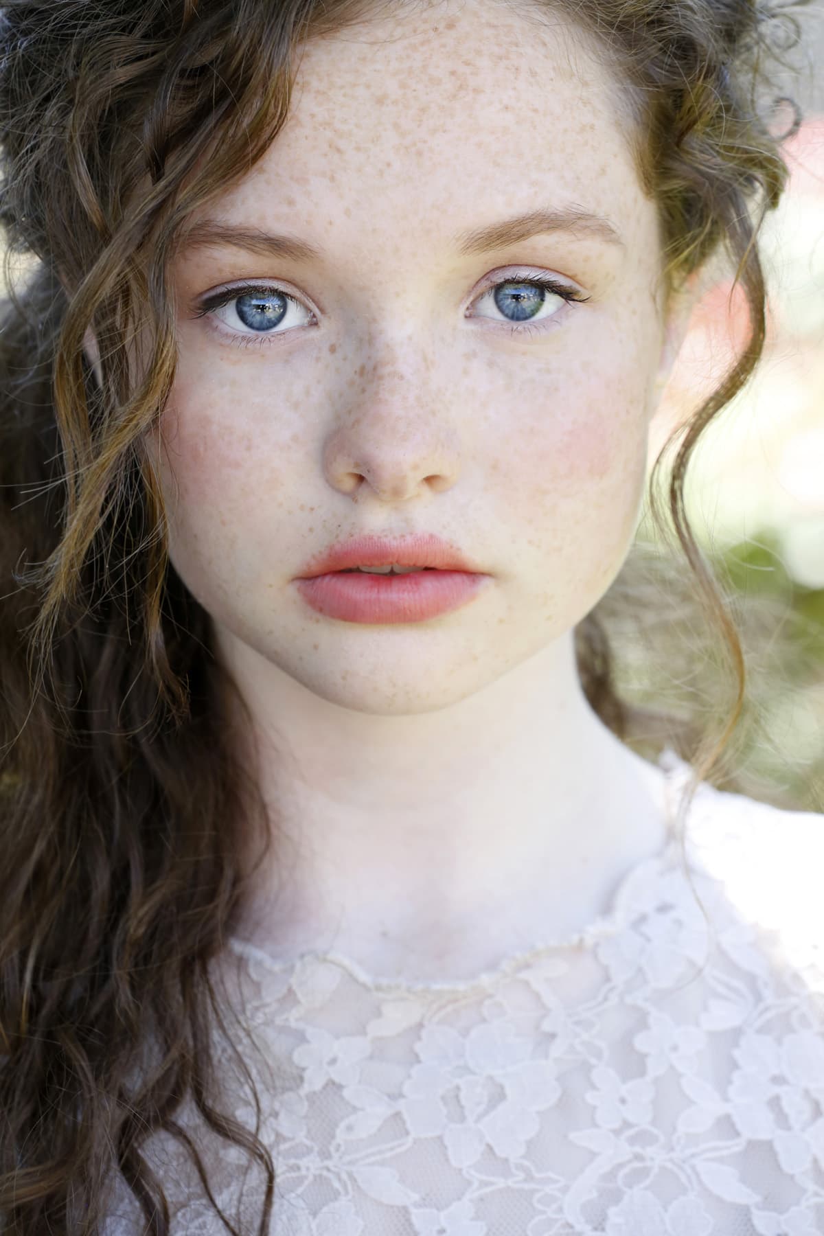 Zoe Colletti_poster