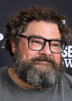 Bobby Moynihan_poster